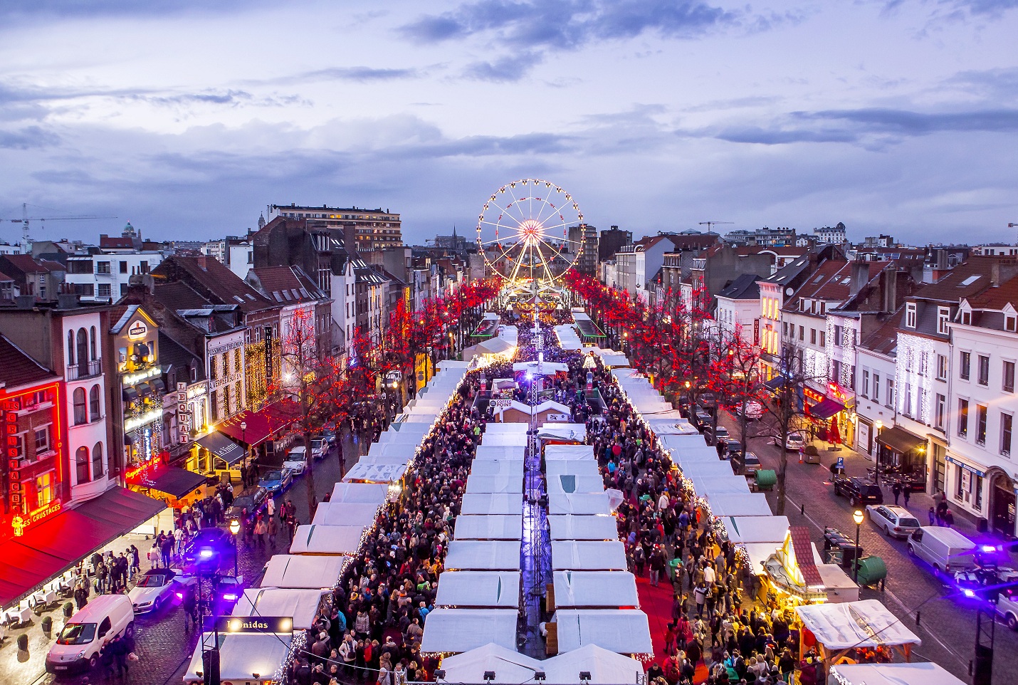 Târgul de Crăciun de la Bruxelles. Ce atracții aduc vizitatori din toată lumea