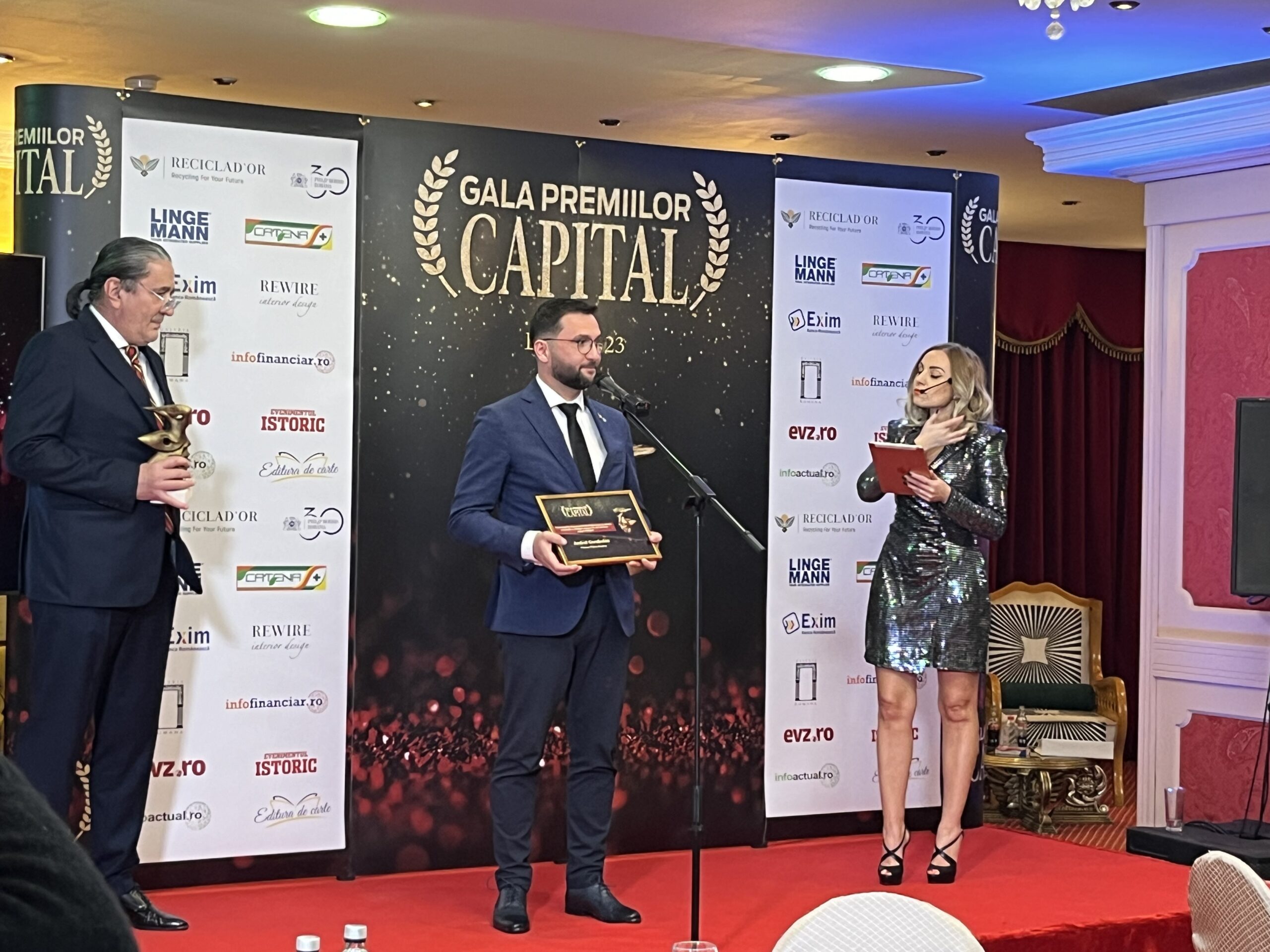 Andrei Carabelea, primar Piatra Neamț, la Gala PRemiilor Capital (sursă foto: Infofinanciar)