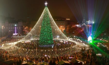 Ucraina schimbă data. Țara sărbătorește Crăciunul pe 25 decembrie. Care este motivul