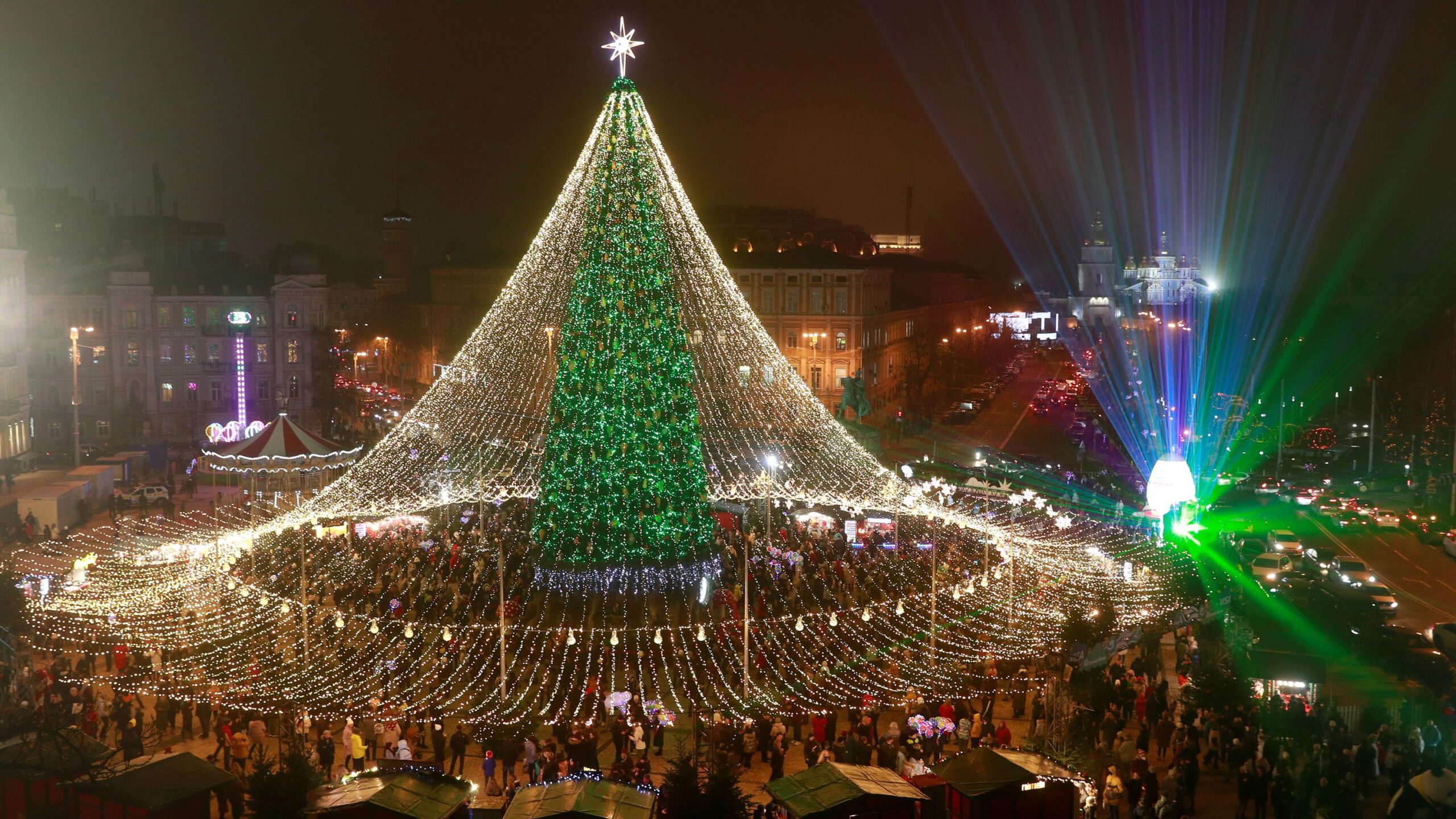 Ucraina schimbă data. Țara sărbătorește Crăciunul pe 25 decembrie. Care este motivul