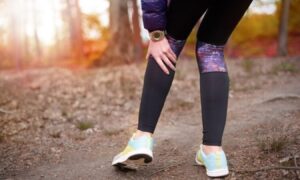 Cârceii la picioare: cum să te protejezi de crampe musculare cu suplimente și alte remedii eficiente