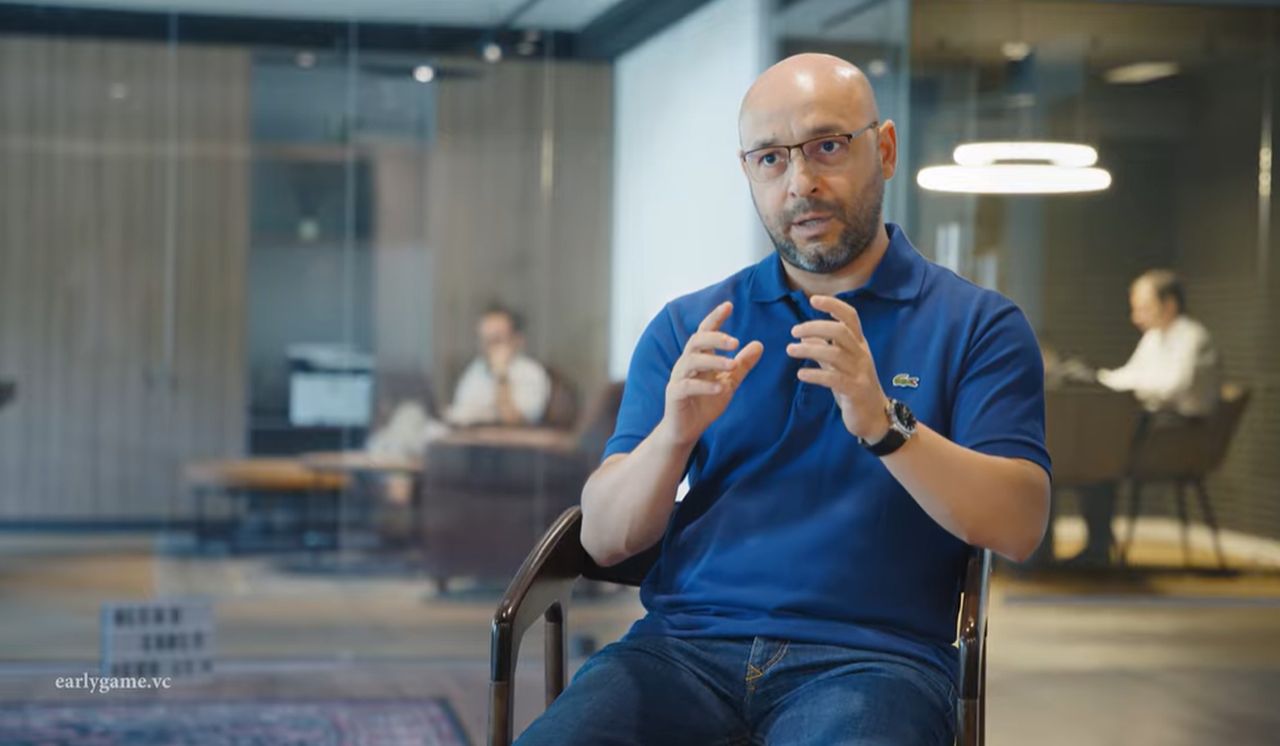Cum să construiești slide-ul cu soluția care îți asigură succesul pitch-ului pentru finanțare VC