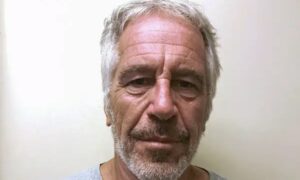 Noi detalii în cazul Epstein: un judecător publică biletul găsit după prima tentativă de sinucidere