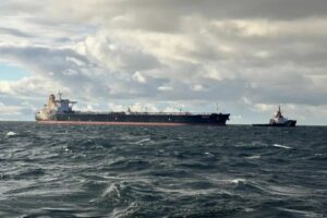 Un petrolier a fost deturnat în largul Yemenului și redirecționat spre Somalia